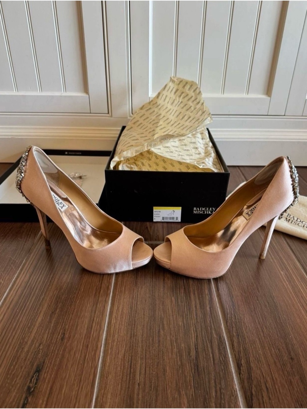 Badgley Mischka Kiara Heels, women’s size 8 - Picture 7 of 9